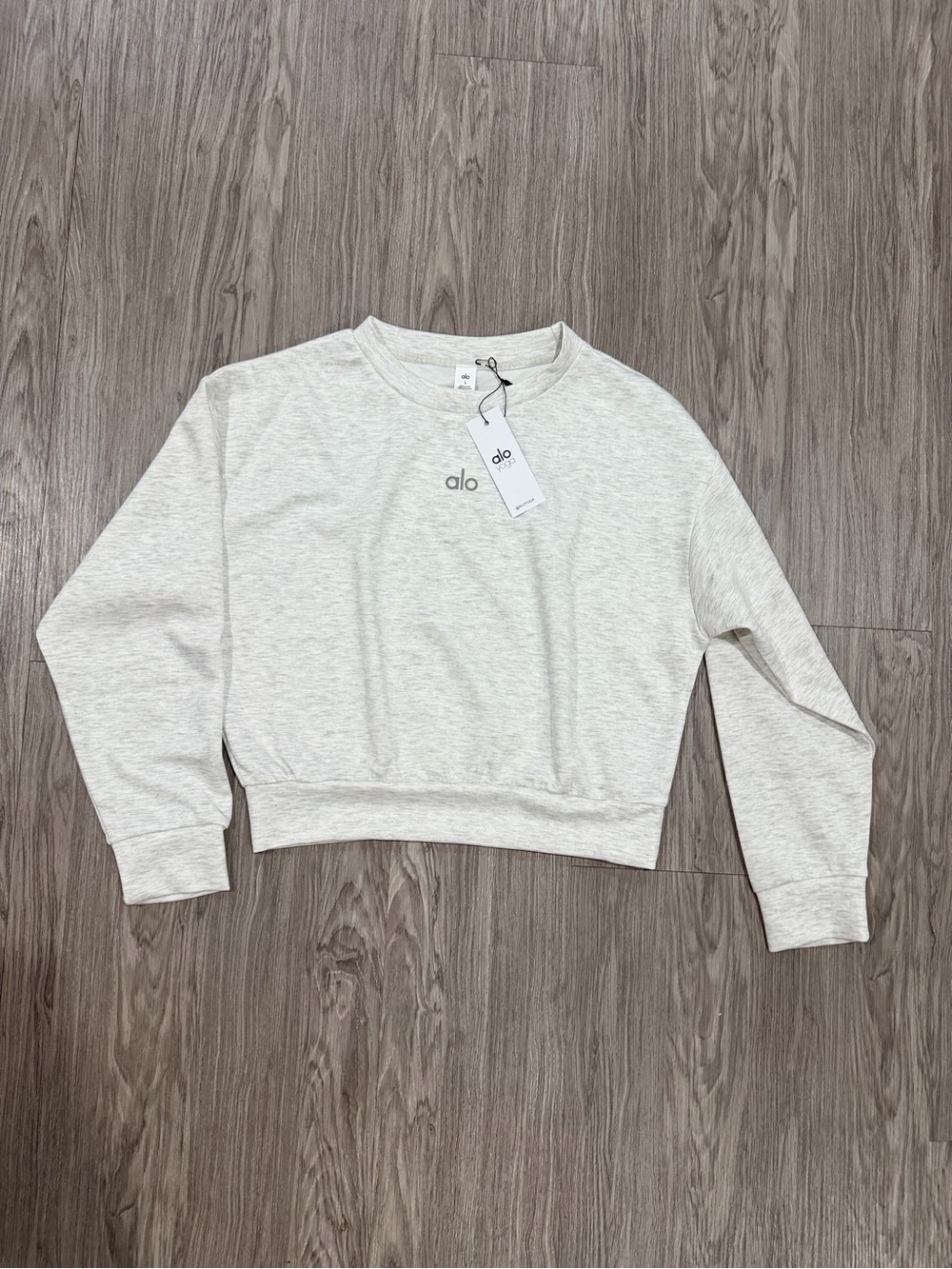 ALO Yoga Light Heather Cropped Crewneck Sweatshirt